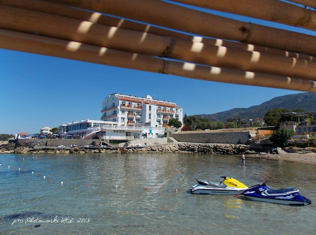 Manolya Hotel Kyrenia  Bagian luar foto