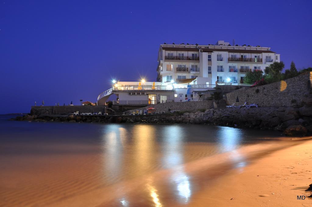 Manolya Hotel Kyrenia  Bagian luar foto